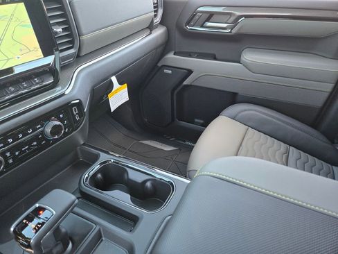 New 2026 Chevrolet Silverado 1500 ZR2 AWD/4WD image 19