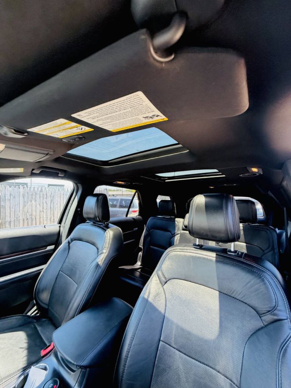Used 2018 Ford Explorer Limited AWD/4WD image 12