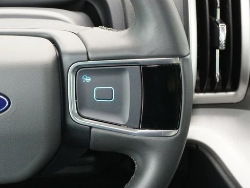 Used 2025 Ford Expedition Max Active AWD/4WD image 20