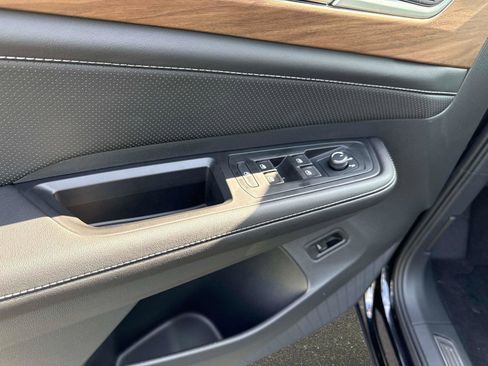 New 2026 Volkswagen Atlas SE image 13