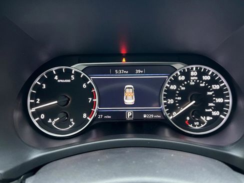 New 2025 Nissan Sentra SR image 22