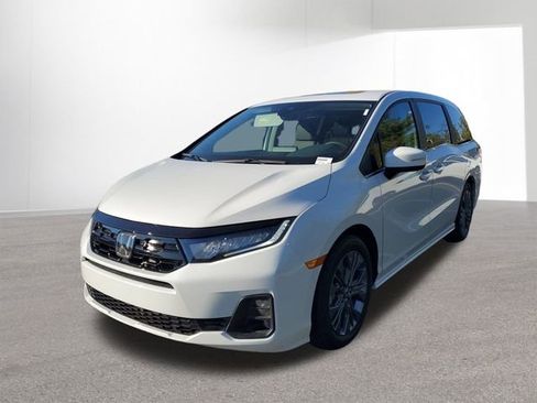 New 2026 Honda Odyssey Touring image 11
