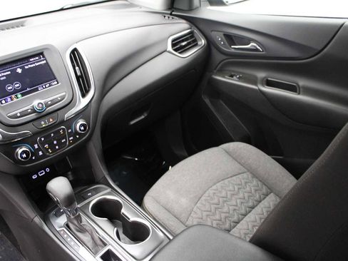 Used 2024 Chevrolet Equinox LT image 23