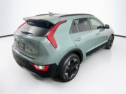 Used 2023 Kia Niro Wind w/ Wind Preserve Package FWD image 9