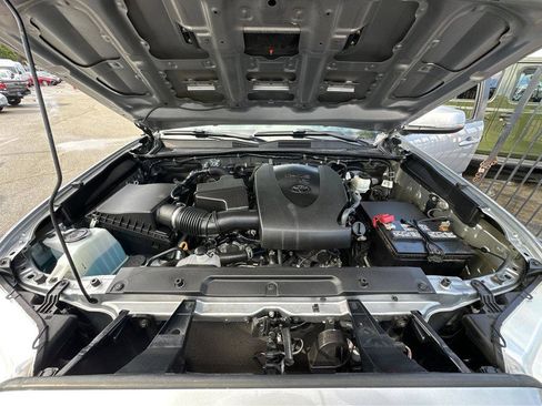 Used 2021 Toyota Tacoma TRD Sport image 43