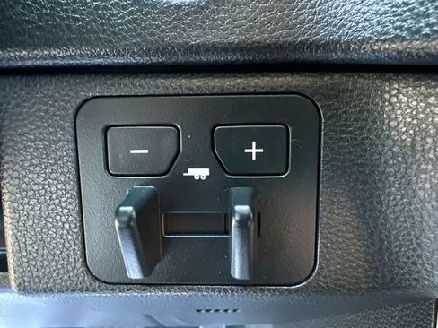 Used 2023 Toyota Tundra SR5 w/ SR5 Convenience Package AWD/4WD image 35