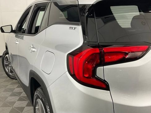 Used 2020 GMC Terrain SLT w/ Preferred Package AWD/4WD image 35