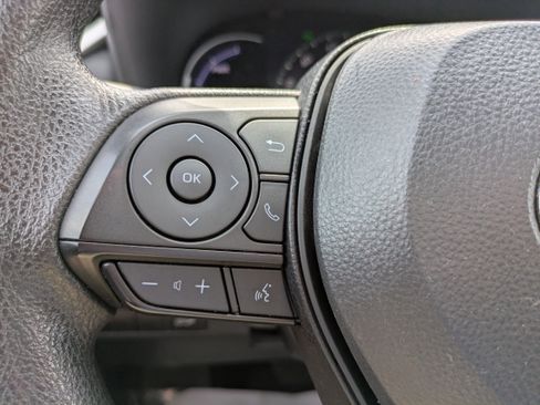 Certified 2024 Toyota RAV4 XLE image 21