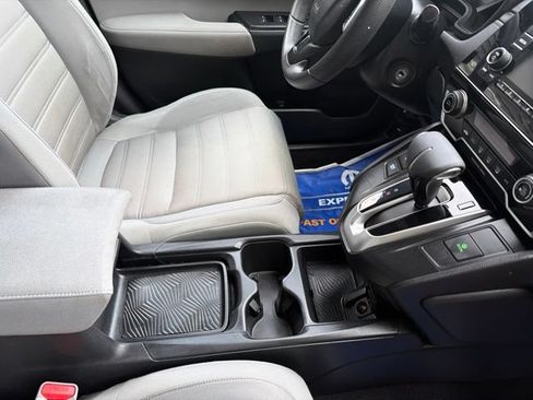 Used 2019 Honda CR-V LX image 11