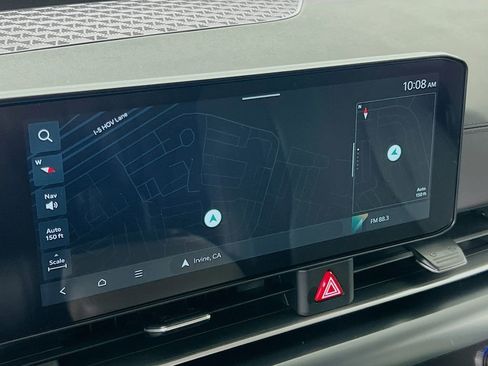 New 2026 Kia Carnival LX FWD image 13