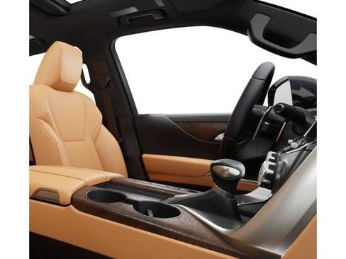New 2026 Lexus LX 600 4WD w/ Luxury Package image 7