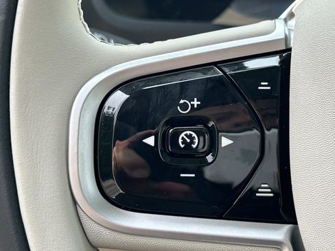 New 2026 Volvo XC90 B6 Ultra image 24