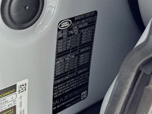 Used 2026 Land Rover Range Rover Velar Dynamic SE image 34