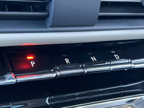 Used 2025 Lincoln Corsair Grand Touring w/ Equipment Group 301A image 22