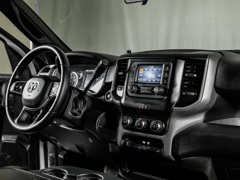 Used 2024 RAM 3500 Tradesman w/ Chrome Appearance Group AWD/4WD image 24