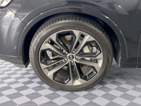 Certified 2025 Audi Q7 3.0T Prestige w/ Prestige Package AWD/4WD image 13