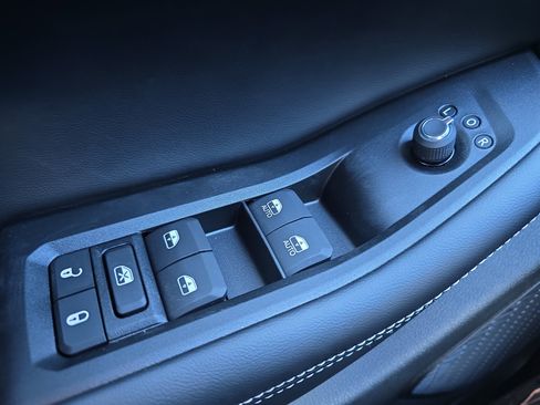 New 2025 Jeep Grand Cherokee Laredo image 29