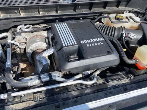 Certified 2022 Chevrolet Silverado 1500 LTZ image 22