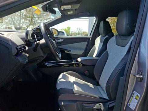 Certified 2023 Volkswagen ID.4 Pro RWD image 14