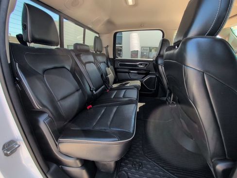 Used 2021 RAM 1500 Laramie AWD/4WD image 31