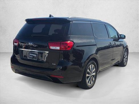 Used 2017 Kia Sedona SX FWD image 5