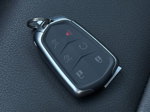 Used 2019 Cadillac XT4 Sport w/ Driver Awareness Package image 37