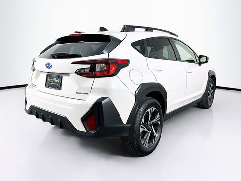 Used 2024 Subaru Crosstrek 2.0i Premium image 9