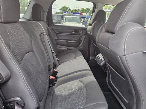 Used 2014 GMC Acadia SLE FWD image 39