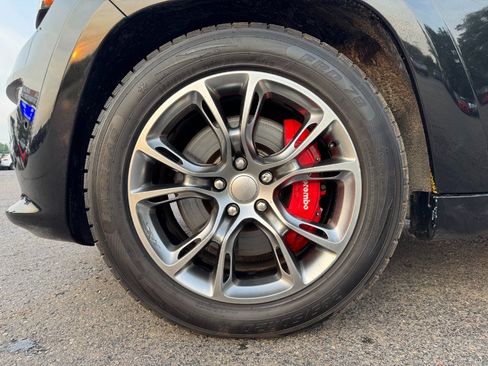 Used 2014 Jeep Grand Cherokee SRT8 w/ Luxury Group II AWD/4WD image 13