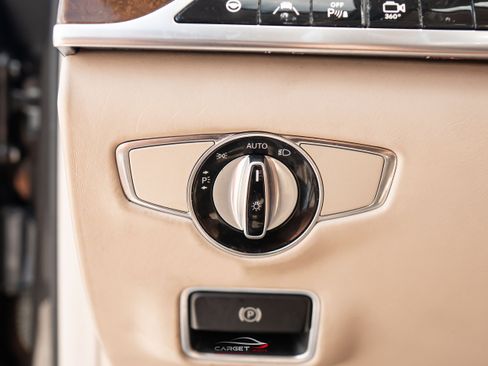 Used 2015 Mercedes-Benz S 550 4MATIC Sedan image 36