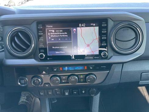 Used 2023 Toyota Tacoma TRD Off-Road AWD/4WD image 14