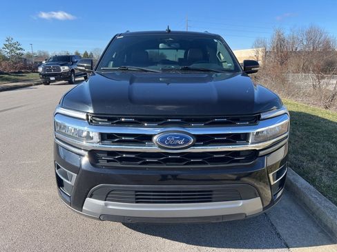 Used 2024 Ford Expedition Limited image 2