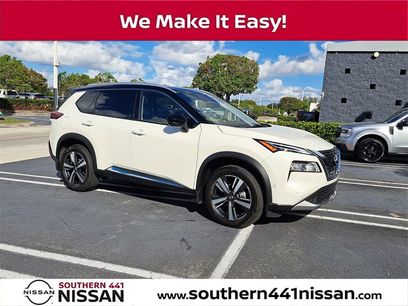 Used 2022 Nissan Rogue Platinum w/ Head-Up Display Package