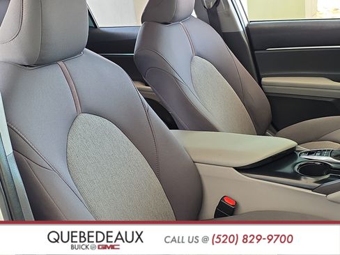 Used 2020 Toyota Camry LE FWD image 25