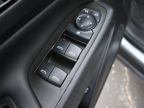 Used 2024 Chevrolet Equinox LT w/ LPO, Floor Liner Package FWD image 8