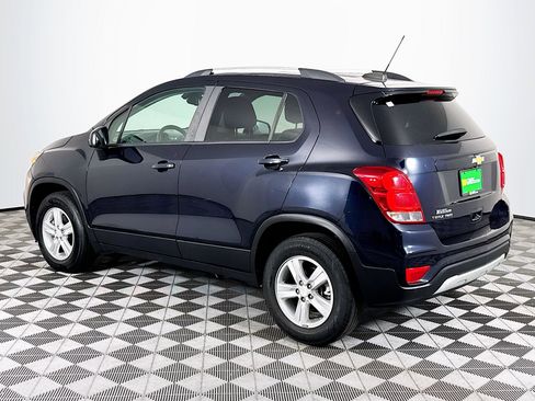 Used 2021 Chevrolet Trax LT AWD/4WD image 6
