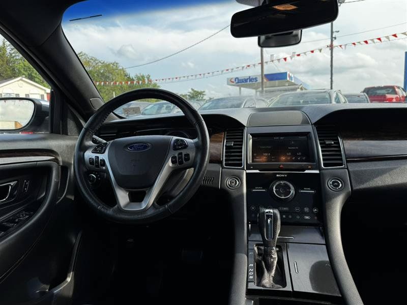 Used 2015 Ford Taurus Limited w/ Equipment Group 301A FWD image 14