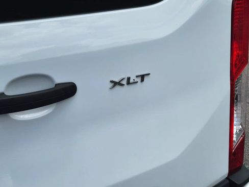Used 2024 Ford Transit 350 XLT RWD image 6