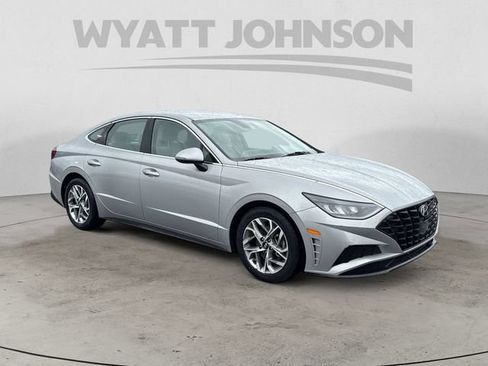 Used 2023 Hyundai Sonata SEL FWD image 7