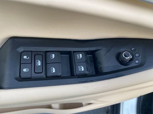 New 2025 Jeep Grand Cherokee Limited image 10