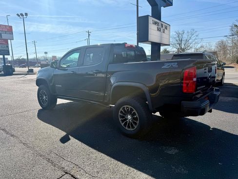 Used 2017 Chevrolet Colorado ZR2 image 6