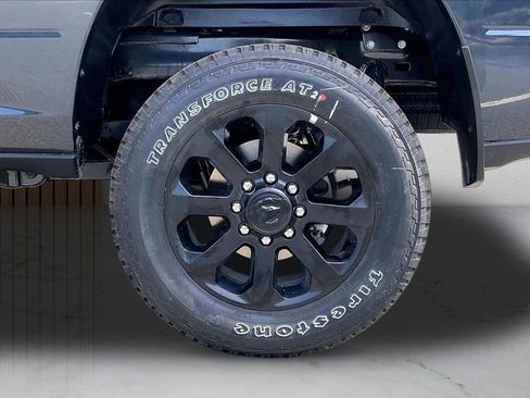 New 2026 RAM 2500 Laramie AWD/4WD image 36