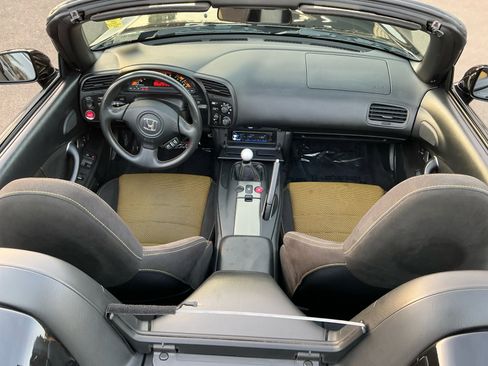 Used 2008 Honda S2000 CR image 17