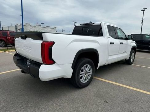Used 2022 Toyota Tundra SR5 w/ SR5 Convenience Package RWD image 8