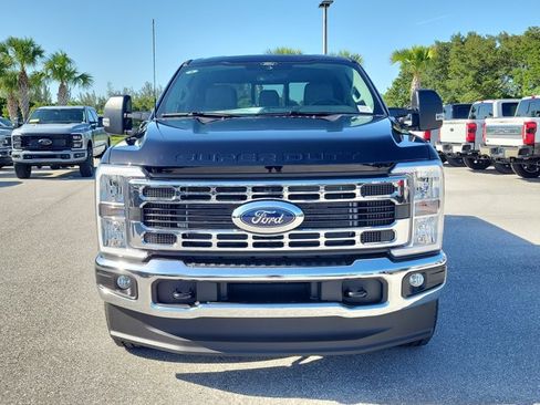 New 2026 Ford F250 XLT w/ FX4 Off-Road Package AWD/4WD image 2