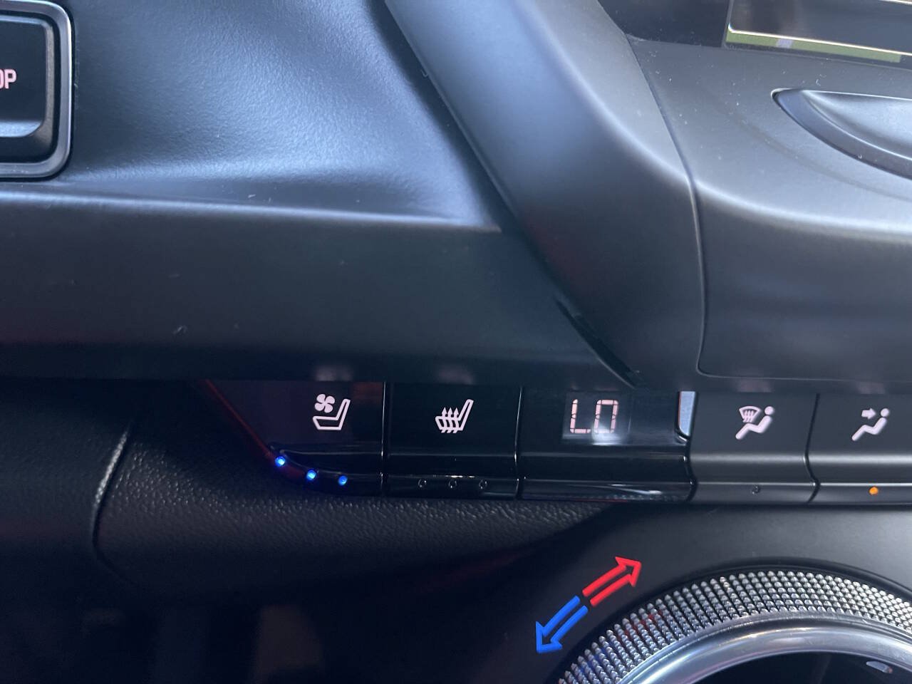 Used 2016 Chevrolet Camaro SS RWD image 10