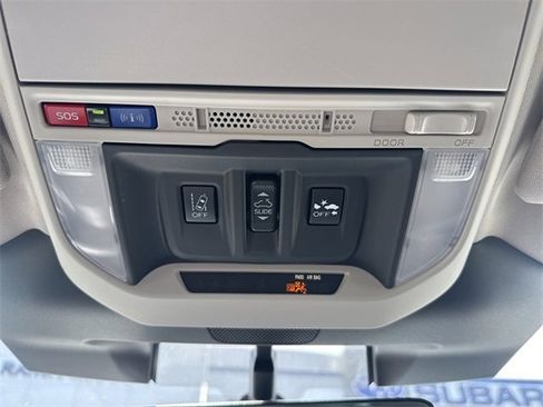 Used 2024 Subaru Forester Limited image 17