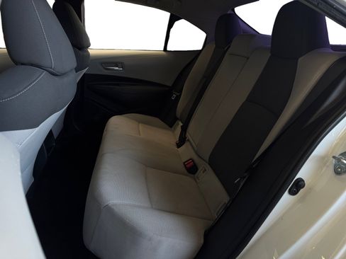 Used 2020 Toyota Corolla LE w/ Carpet Mat Package (TMS) FWD image 13