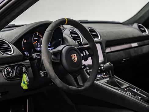 Used 2025 Porsche 718 Cayman GT4 RS RWD image 53
