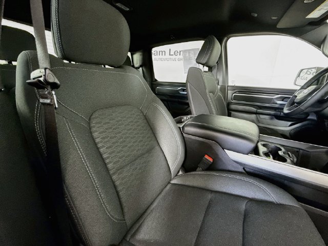 Used 2025 RAM 1500 Big Horn AWD/4WD image 24